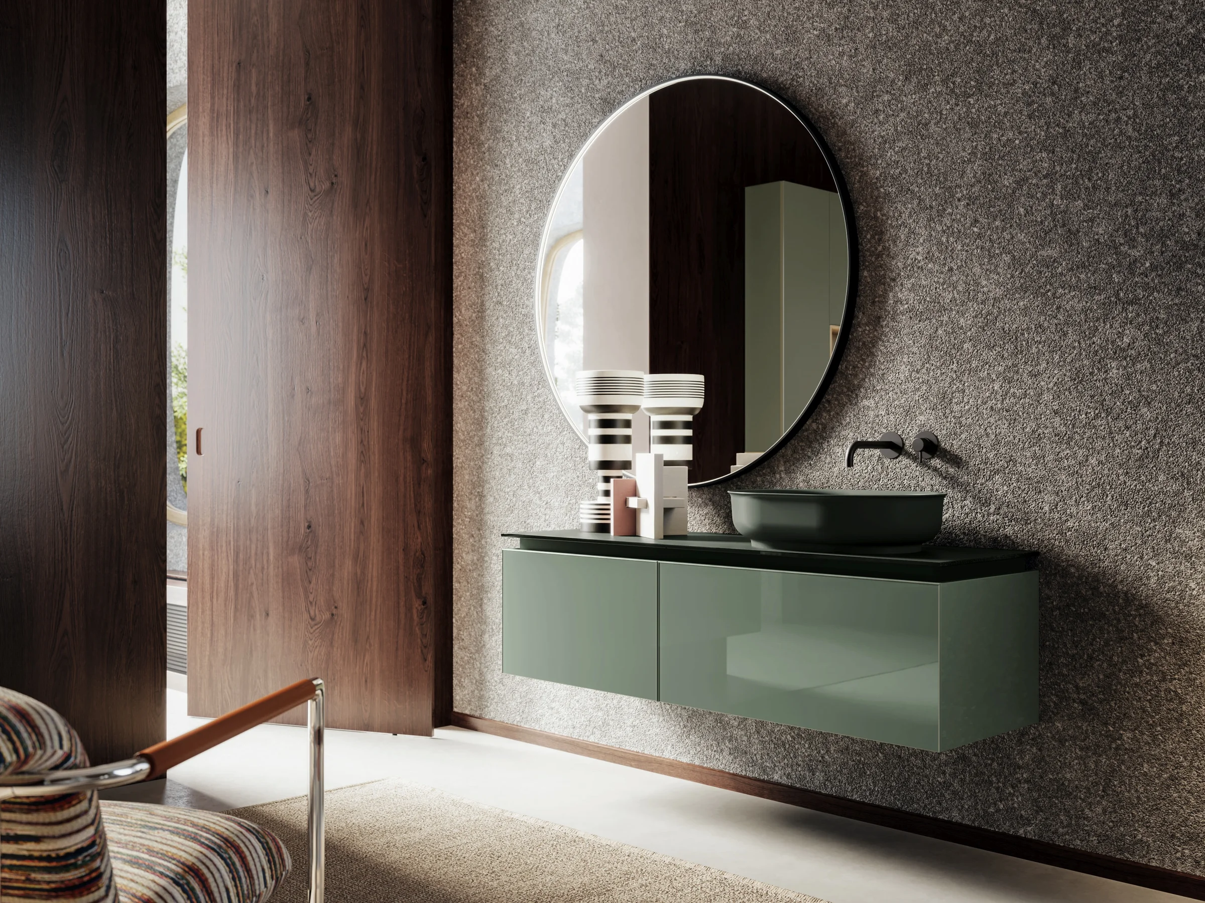 ALTO 15 in Glas vor strukturiertem Putz und Holzpaneel