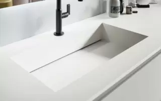 Becken mit Schlitzablauf Ablaufrinne SolidTek wie Corian Verdeckter Ablauf